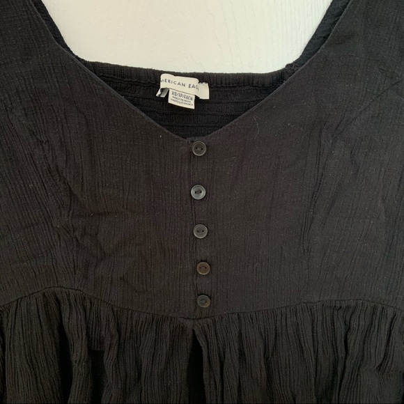 AE low-cut flowy blouse with buttons - Picture 3 of 5